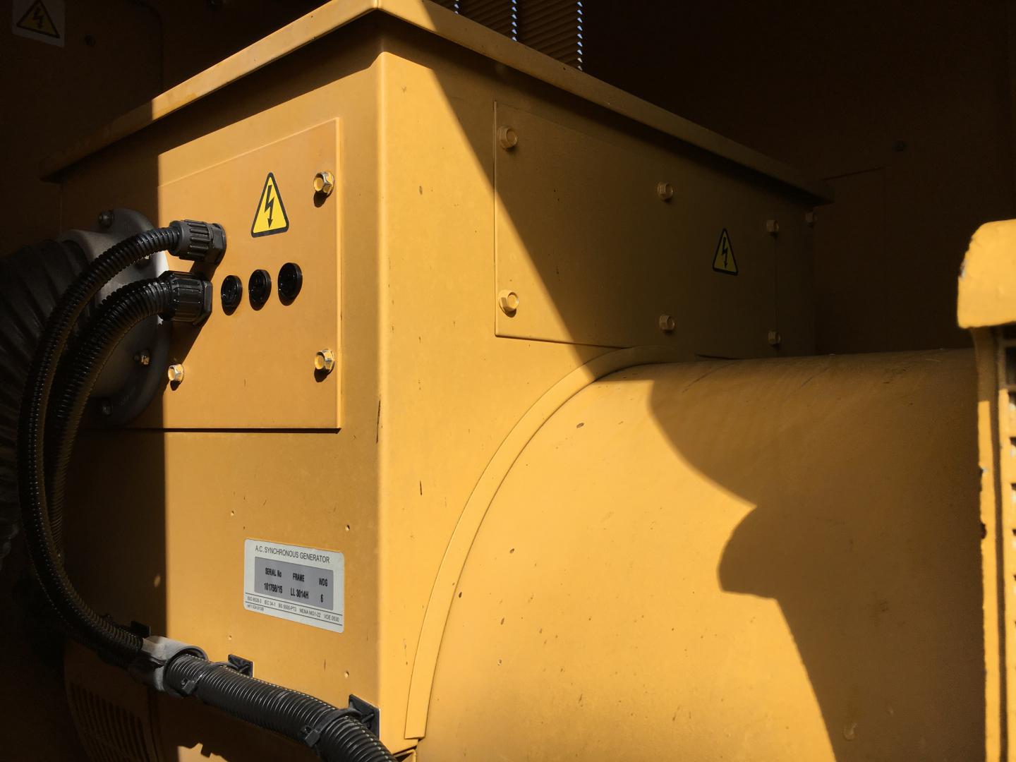 ./imagenes/INVOICE/2019/16797/PLANRA DE LUZ CATERPILLAR D150P1 (8).JPG